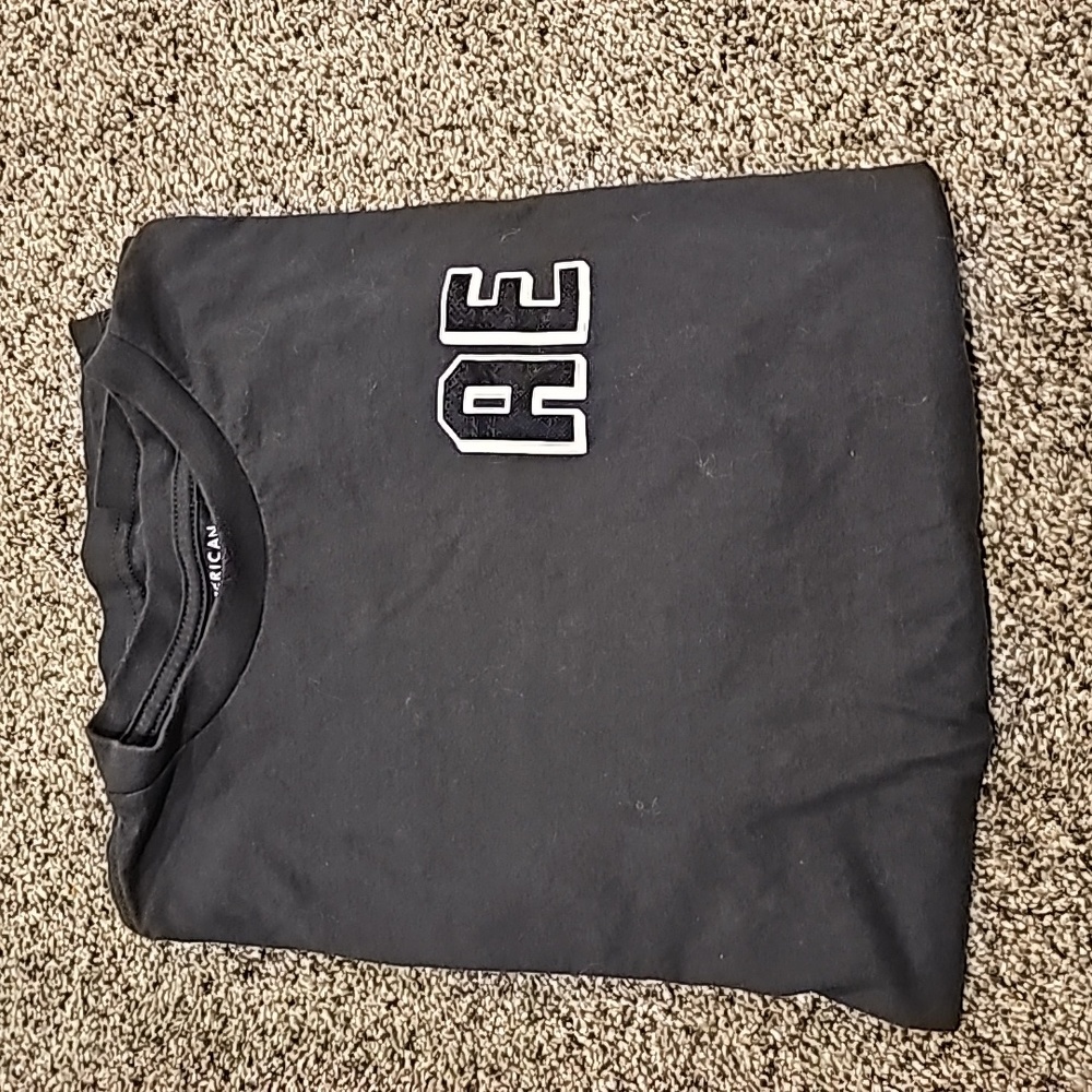 Tee shirt